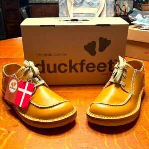 Duckfeet “Fyn” style women’s shoes, brand new. Size 41 (US women’s 10).